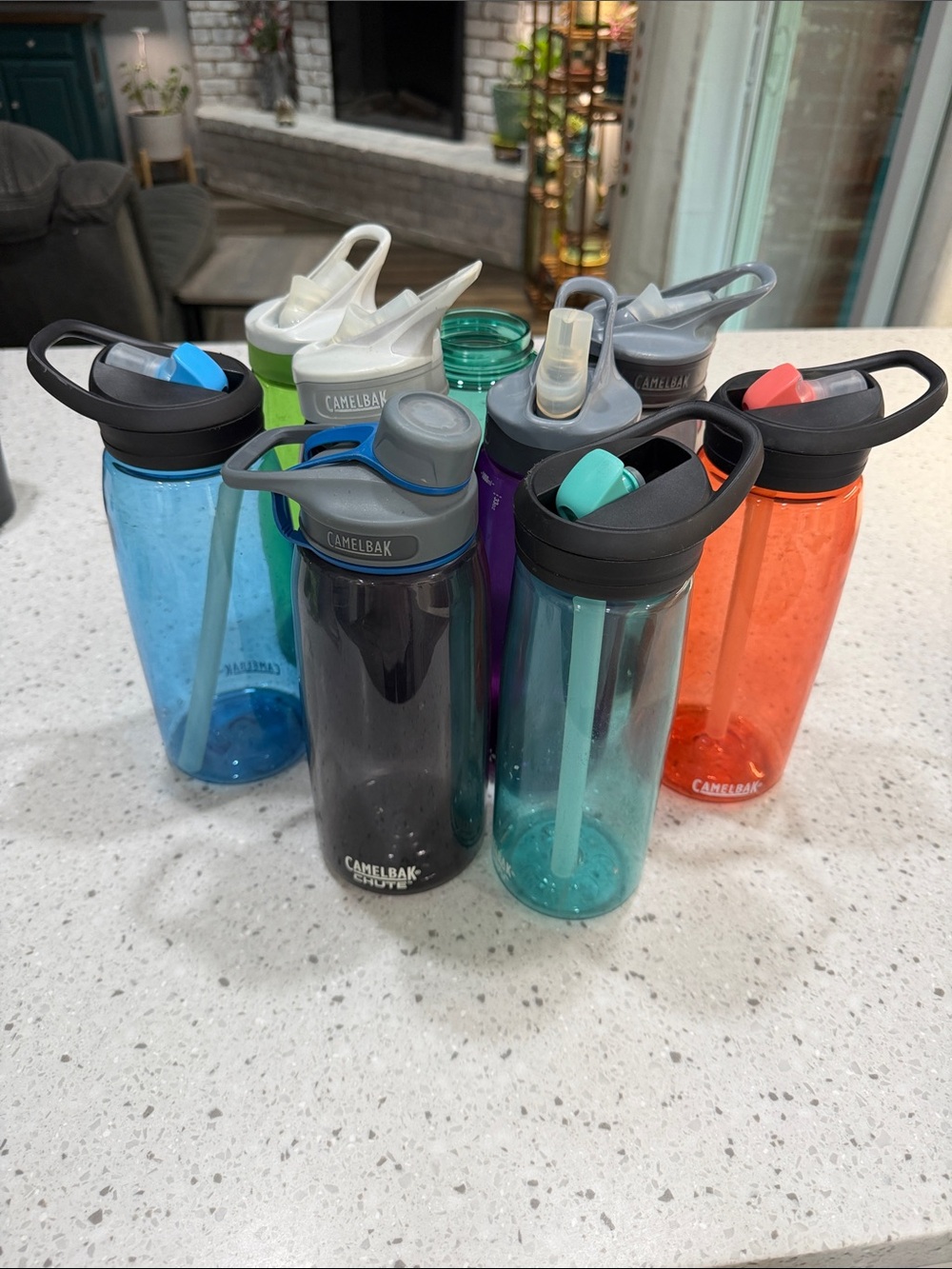 Camelbak Lot 8 bottles